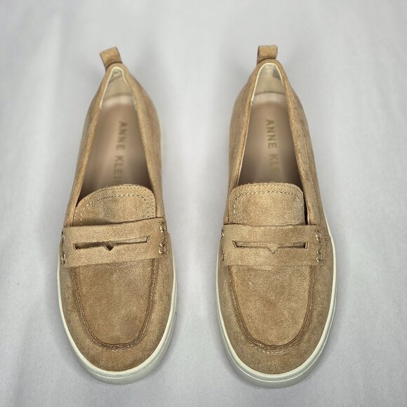 NWT Anne Klein Women's Kinetic Sand Suede Penny Loafer - Picture 2 of 7